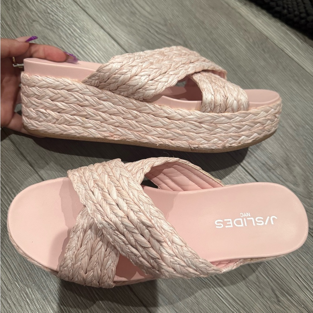 J/SLIDES Women's Pink Woven Platform Sandals size 8